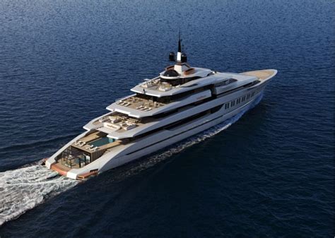 luxury yachts with helipads for sale